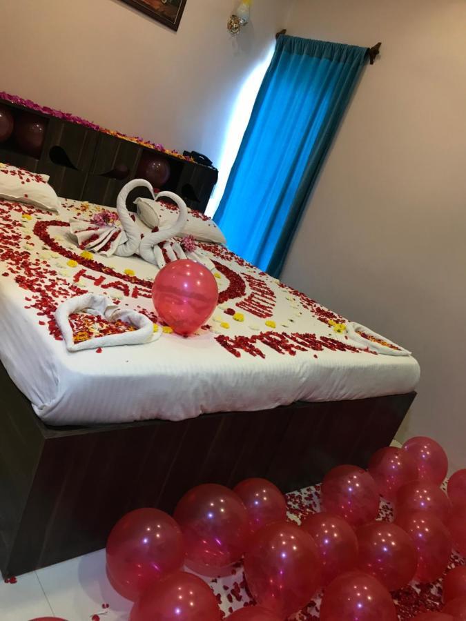 Hotel Baga HighQ - Baga Beach Goa Bagian luar foto
