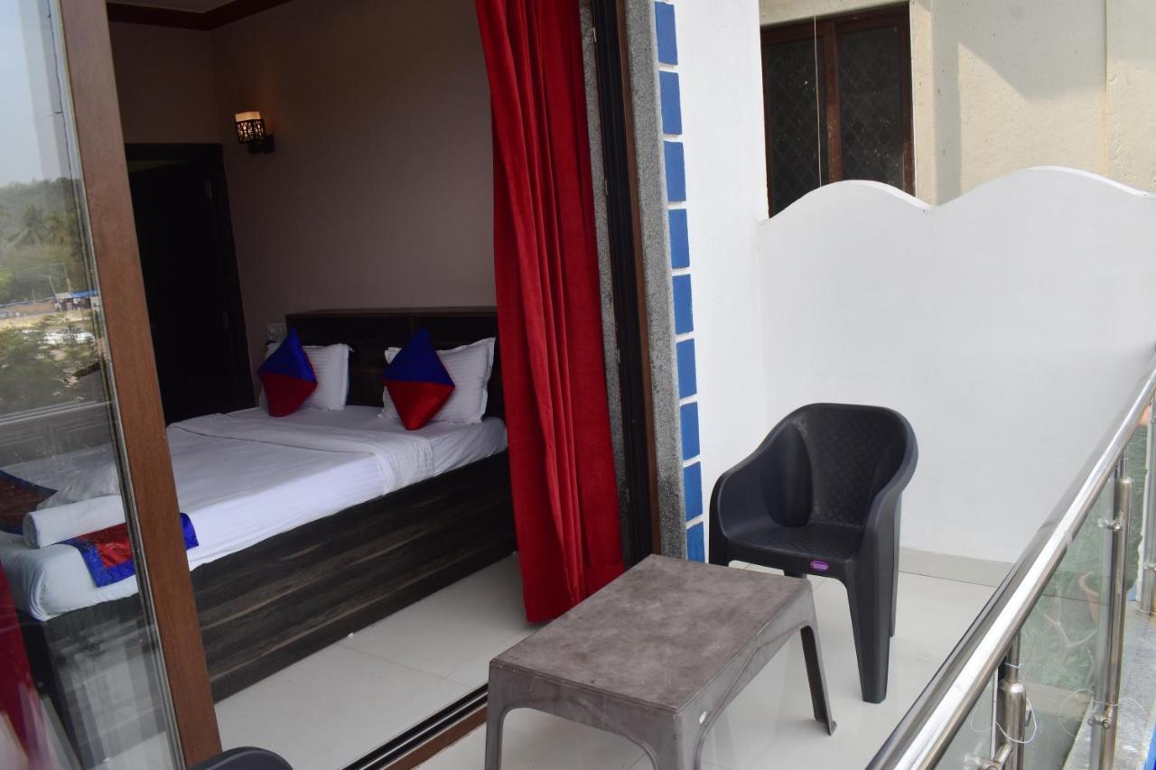 Hotel Baga HighQ - Baga Beach Goa Bagian luar foto