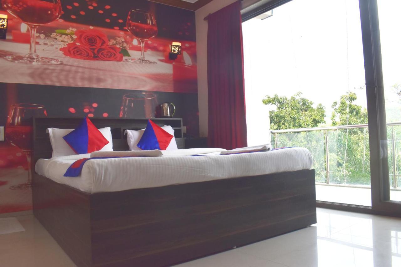 Hotel Baga HighQ - Baga Beach Goa Bagian luar foto